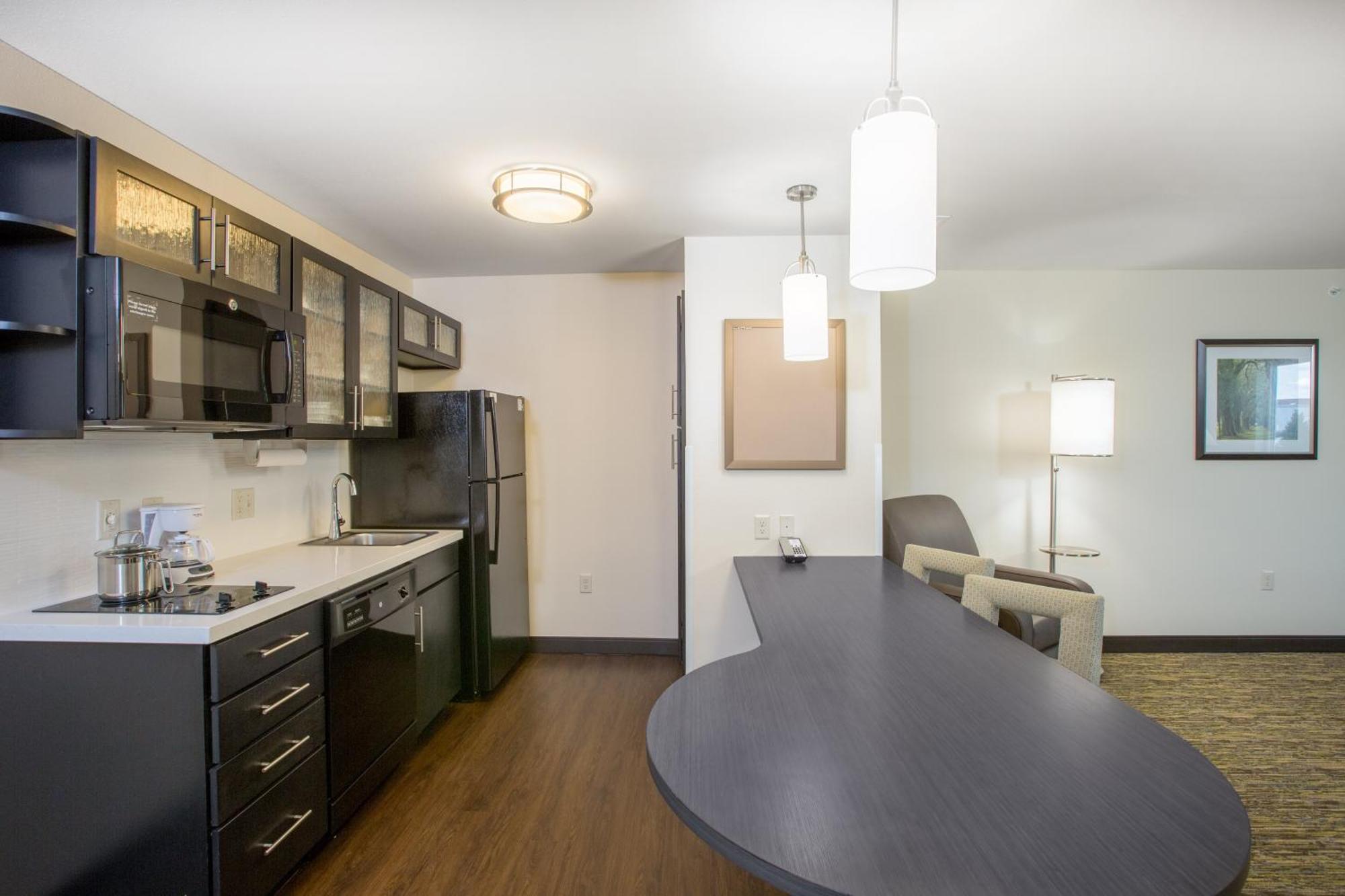 Candlewood Suites Bellevue Eksteriør billede